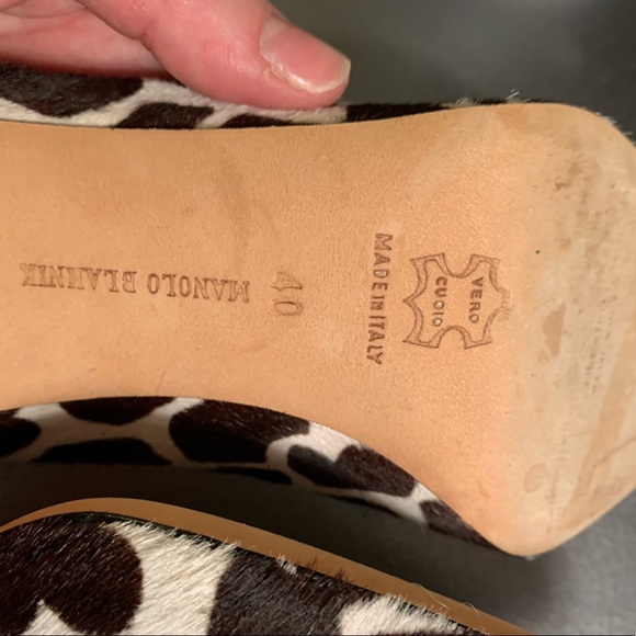 Manolo Blahnik ASTOCHA Pony Pumps Brown Black CRYSTAL Buckle Shoes **HOST PICK** - Picture 7 of 10